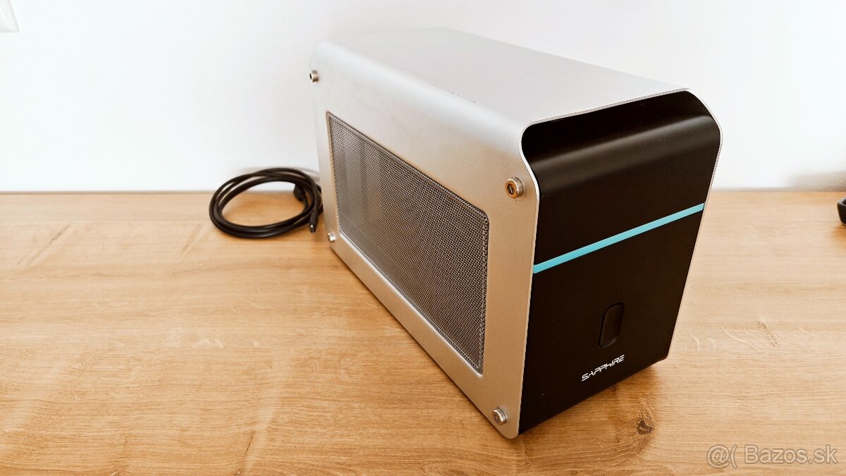 SAPPHIRE GearBox Thunderbolt™ 3 500W eGFX (egpu)