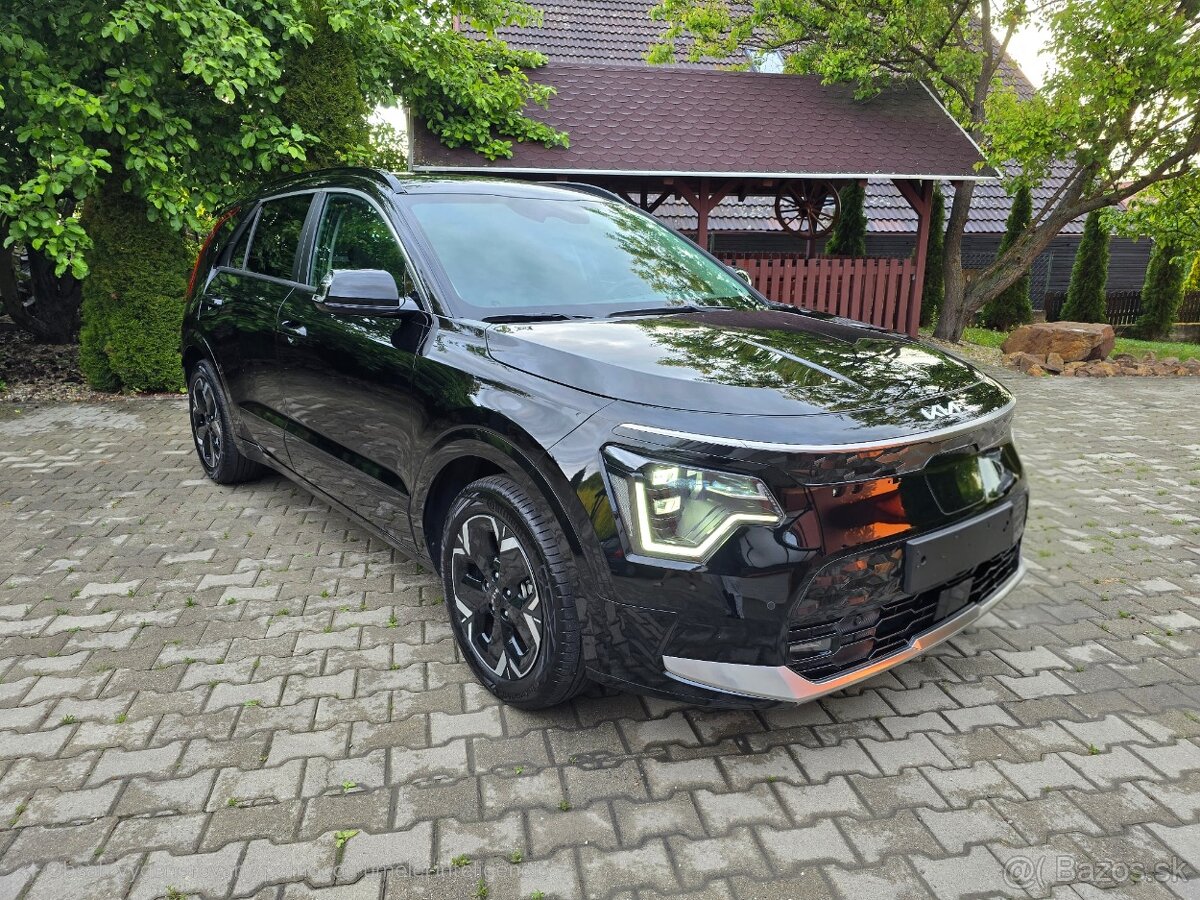 Kia Niro EV 64 kWh 12/2022 Fabrická Záruka, Tepelné čerpadlo