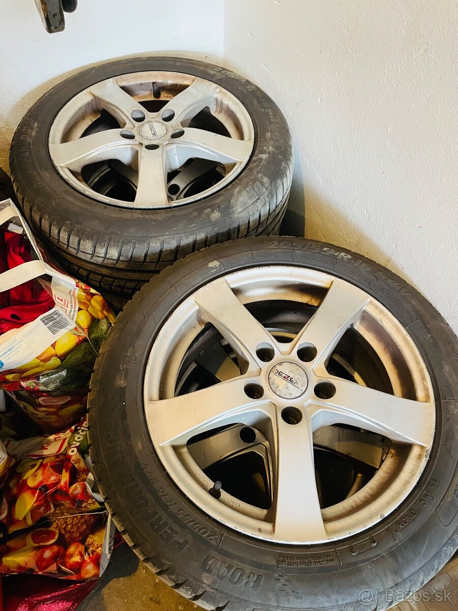 Elektrony Dezent 5x114.3 s pneu Sebring 205/55 r16