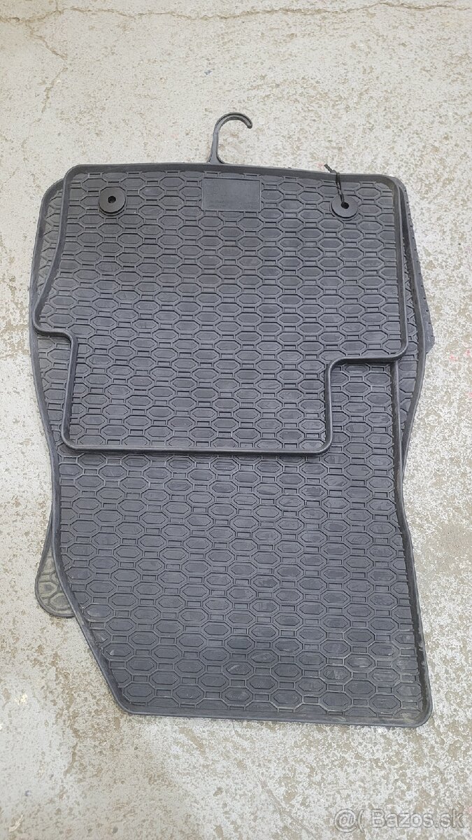Rezervovane - Gumene rohoze Opel Insignia