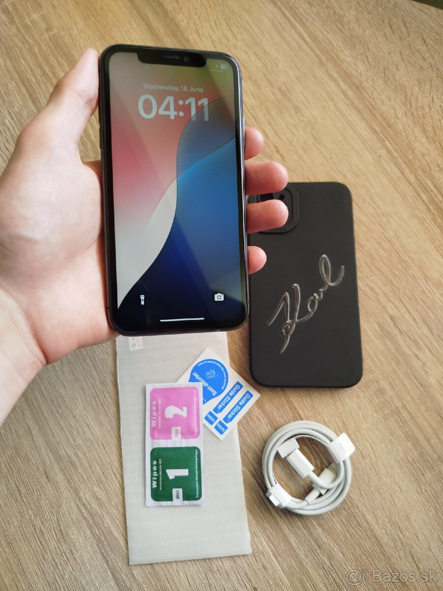 iPhone 11 64GB čierny