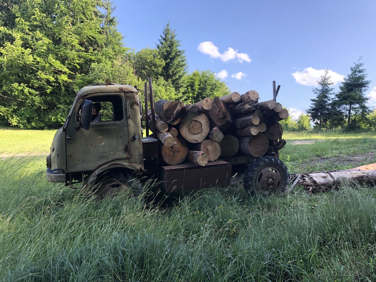 Tatra 805
