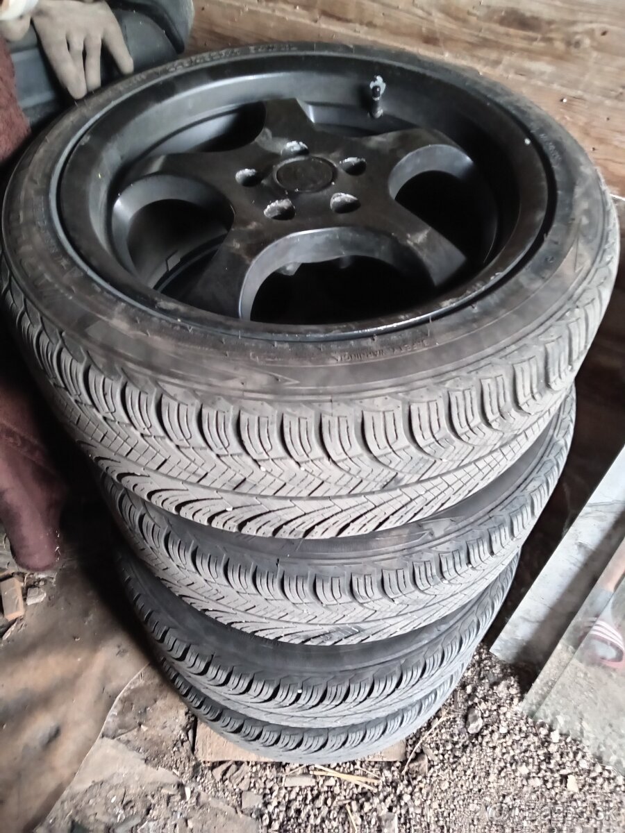 Predám tieto Elektroni 5x112 R r17 205 /45
