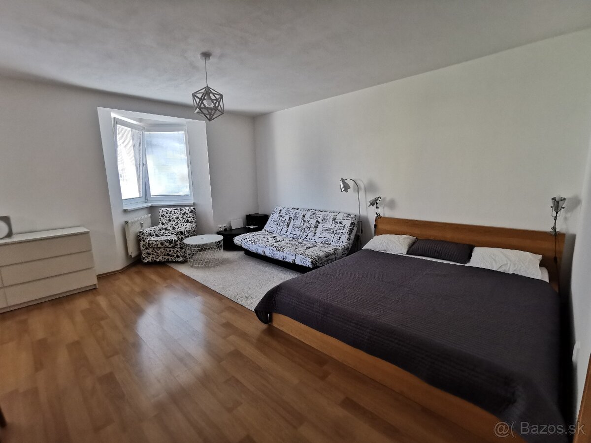Predám 55m byt, ul. Na križovatkách, BA II.