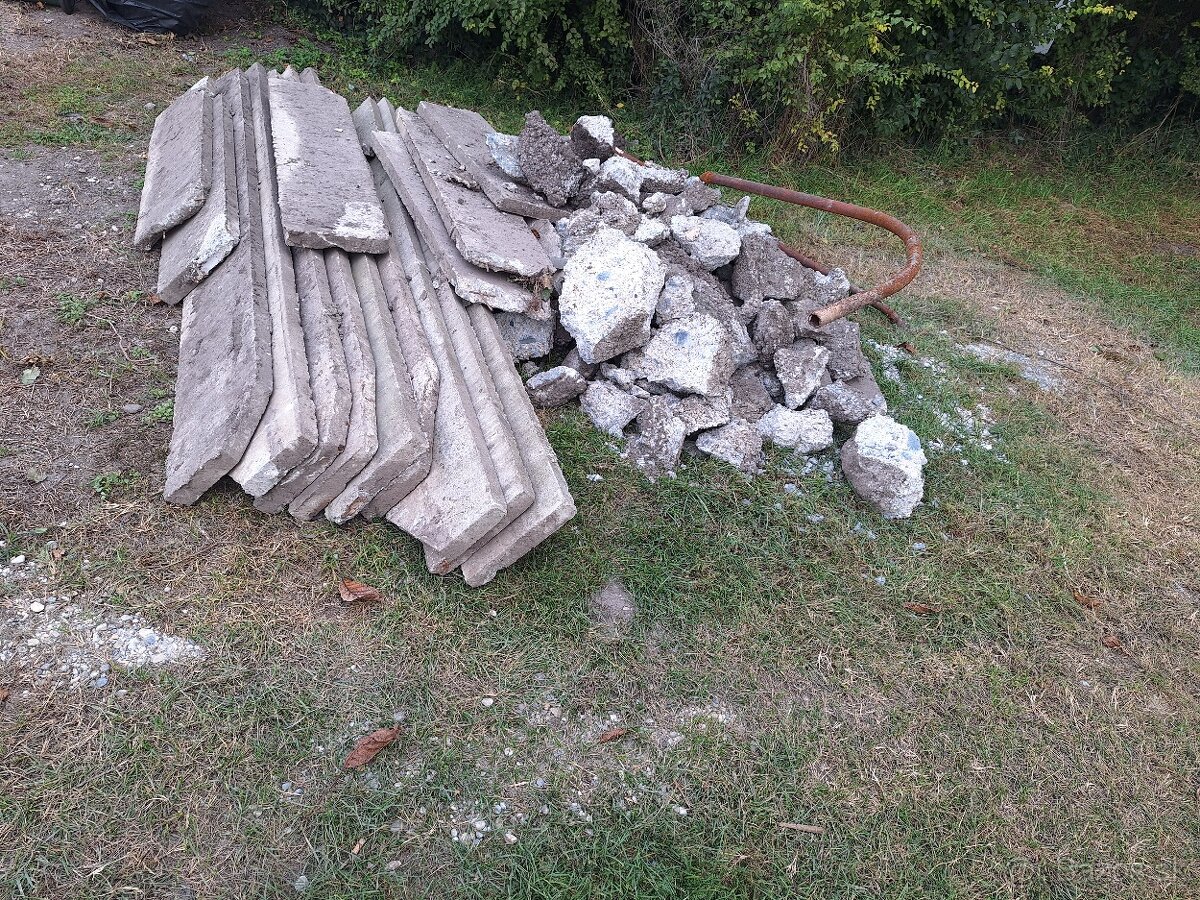 Panely,stavebná suť