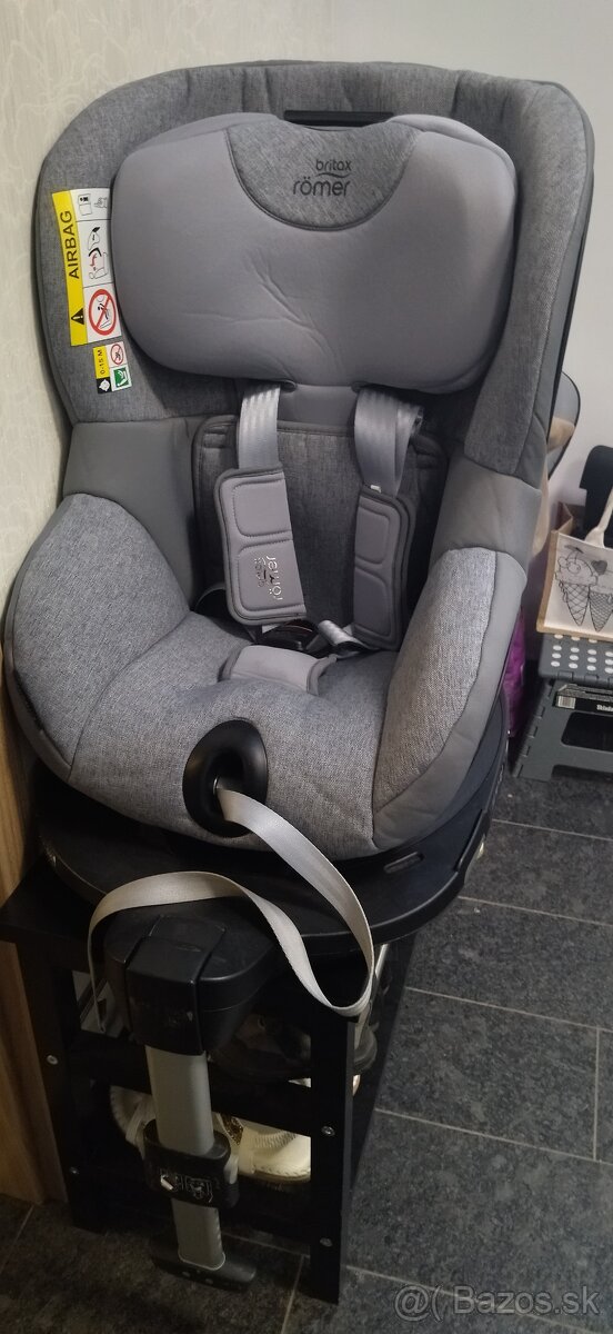 Britax Römer Dualfix M i-Size