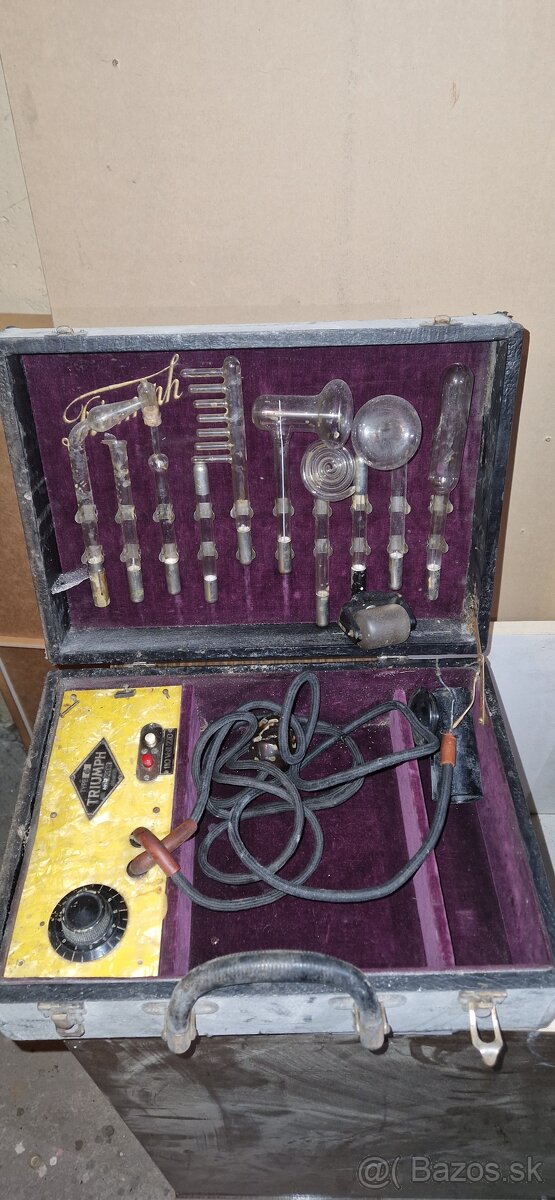 Retro masazny pristroj TRIUMPH