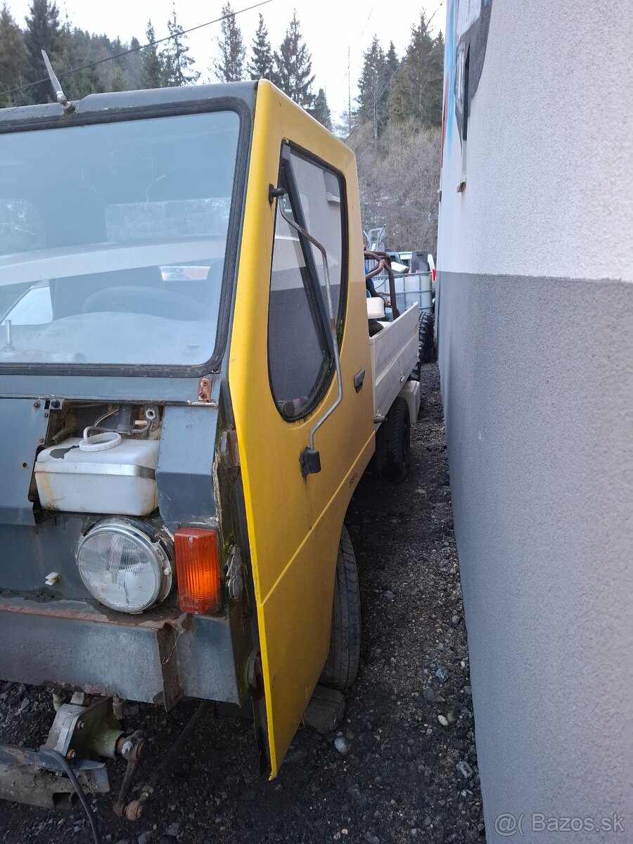 Multikara mikrokara vyklapač