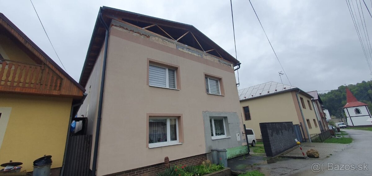 Na predaj dvojgeneračný rodinný dom v obci Dúbravica
