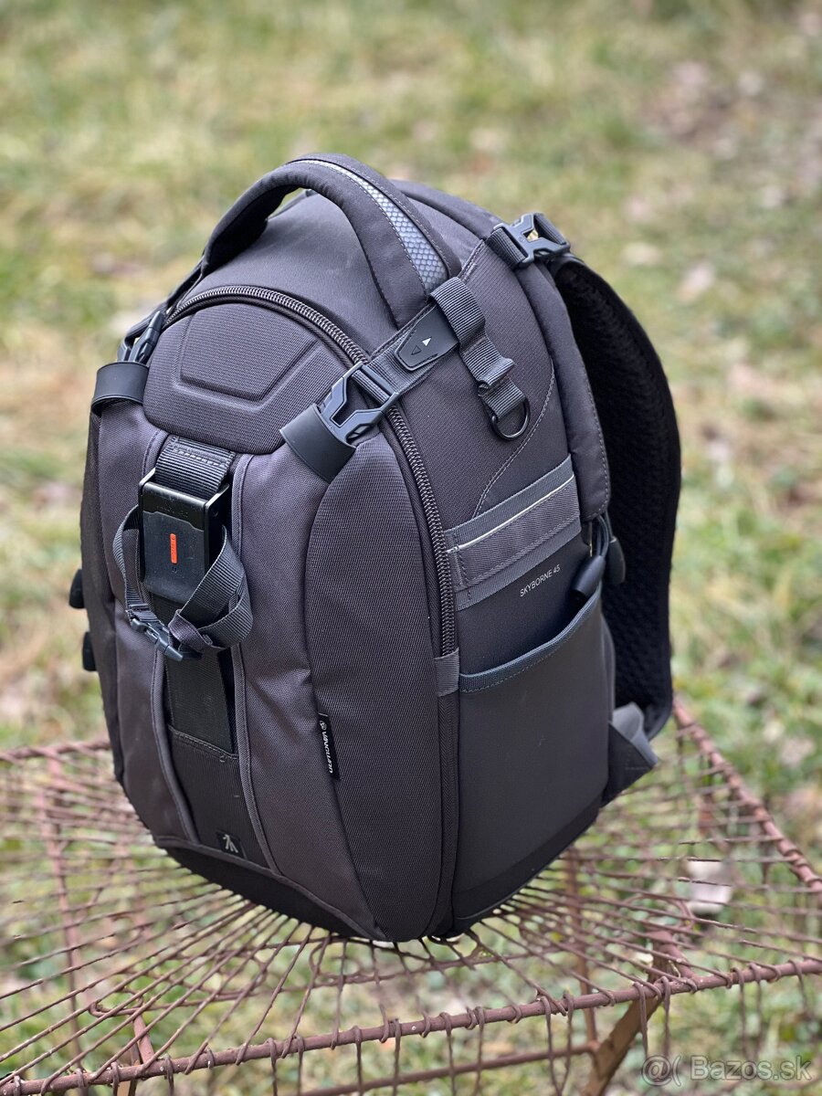 Fotobatoh Vanguard Skyborne 45