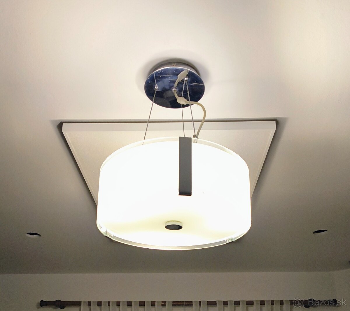 Globo skleneny luster