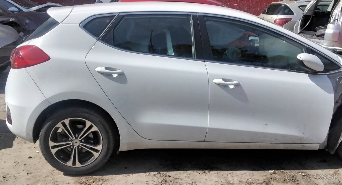 KIA CEED 2015 1.4 CRDI predám DVERE, MOTOR D4FC, TRYSKY