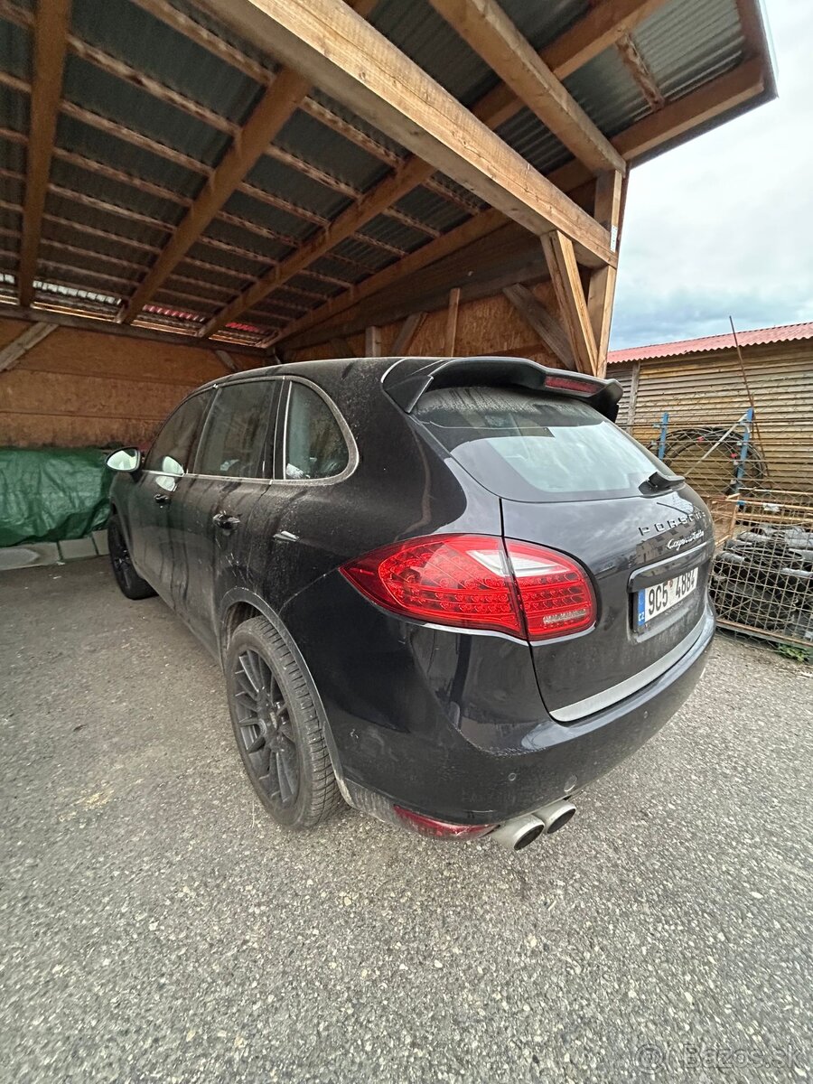 Porsche cayenne 4,8 turbo v8 368kw po