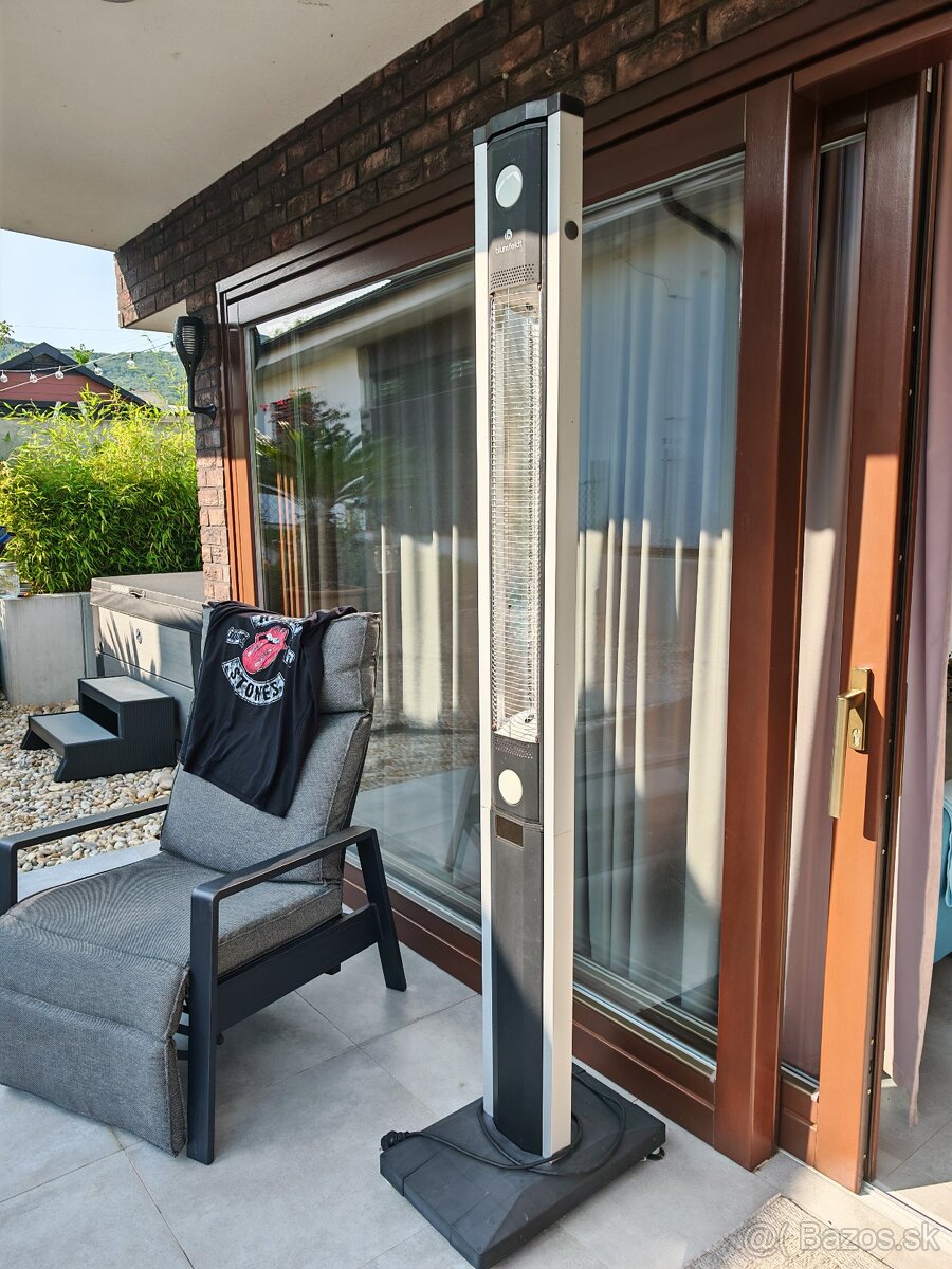 Predám vonkajší elektrický ohrievač s LED osvetlením