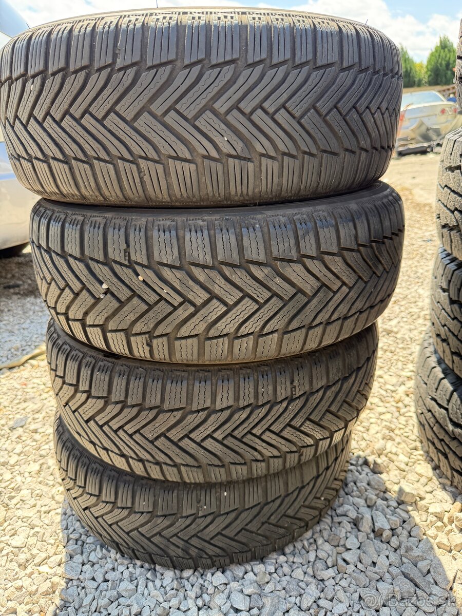 Predám Michelin 205/55r16