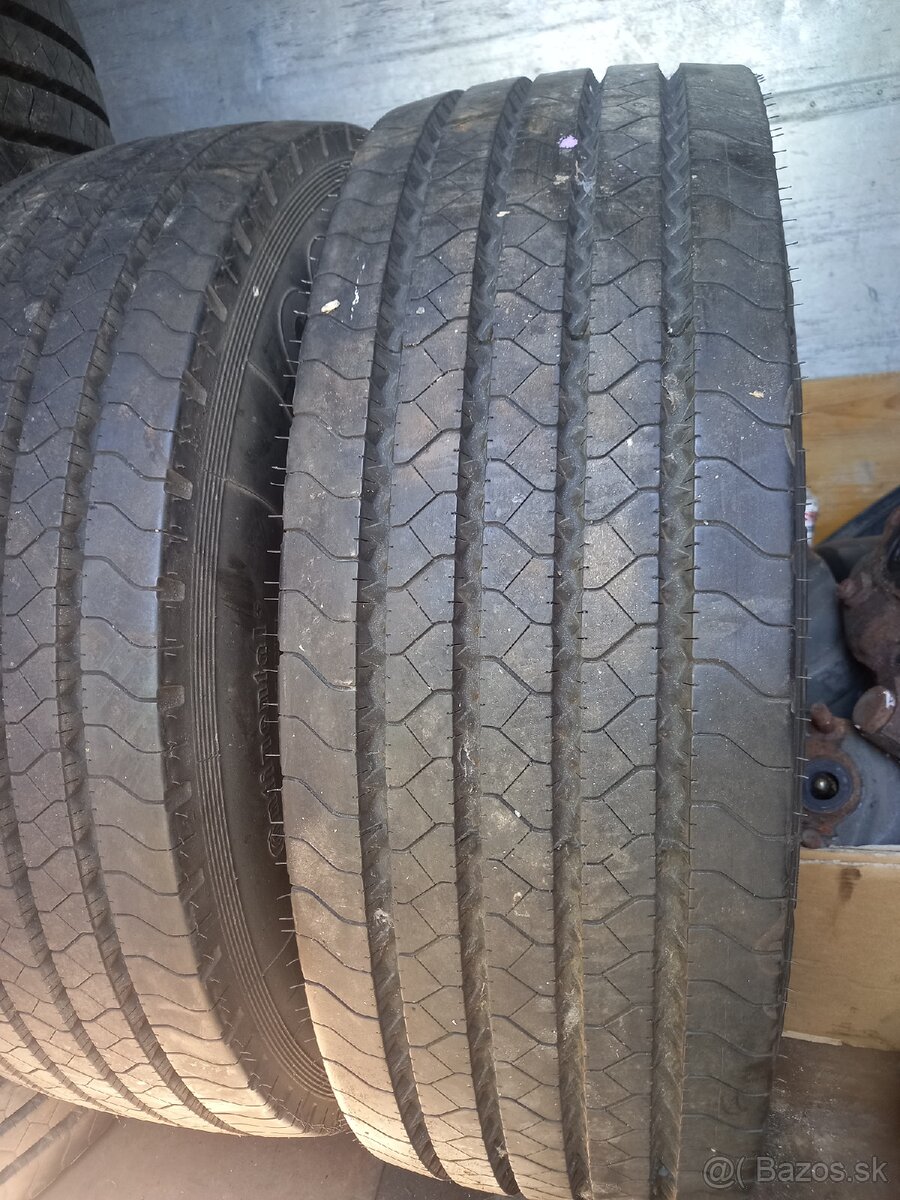 Predám nové pneu continental 265/70r19,5 predné vodiace