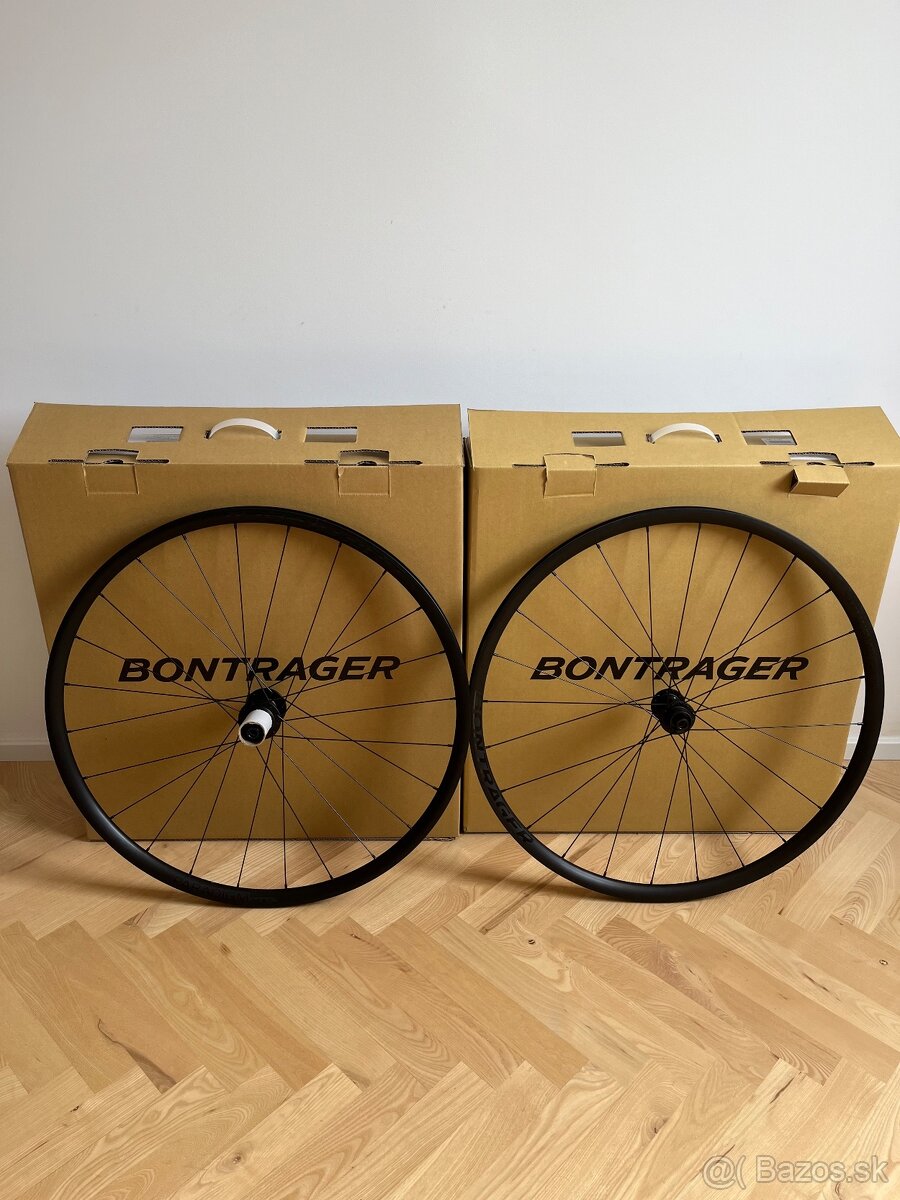 Kolesa na cestny bicykel (Bontrager Paradigm)
