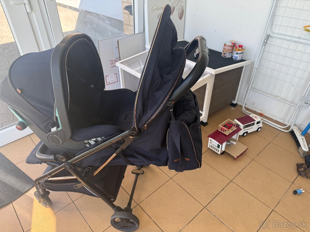 Športovy kočík s vajíčkom