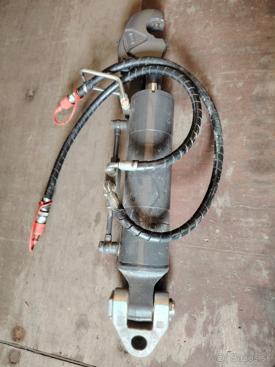 Hydraulický trojbod cat3