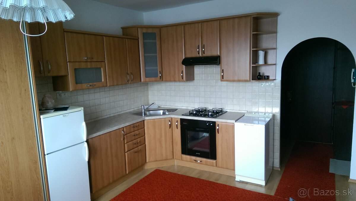 Predám 1 izbový byt na Bitunkovej ulici s balkónom