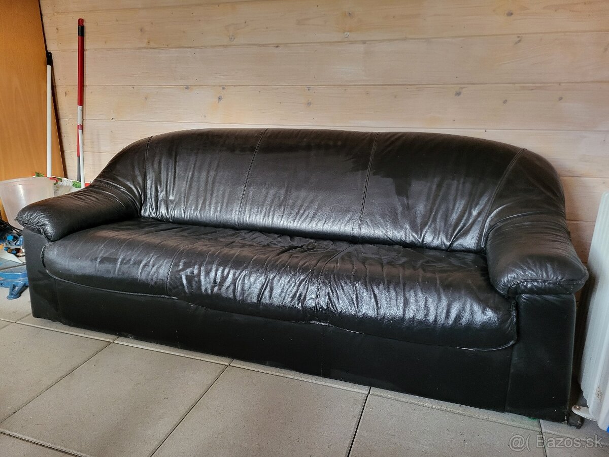 Koženy gauč a kreslo