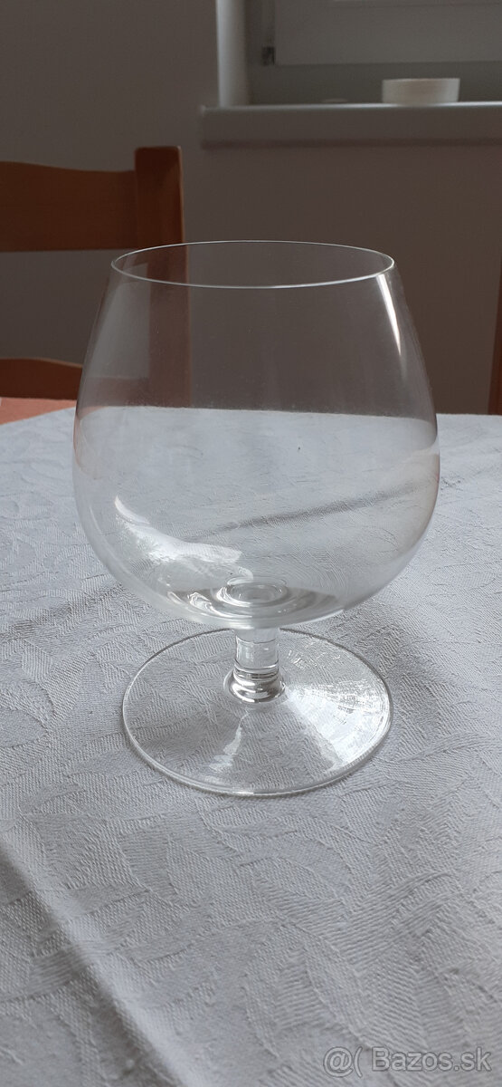 Sada sklených pohárov