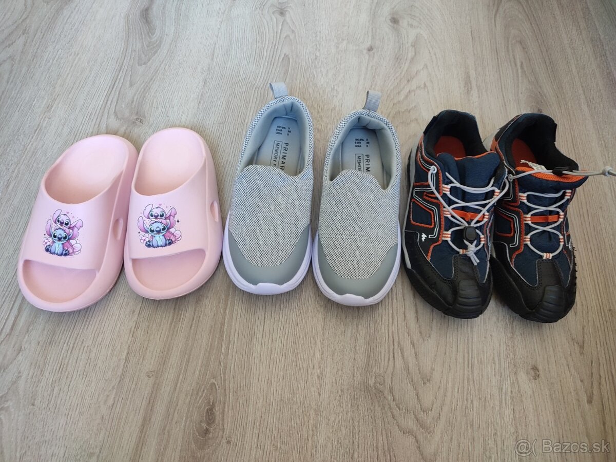 Predám  nenosené 2 páry det. topánok a 1 dievč. šľapky