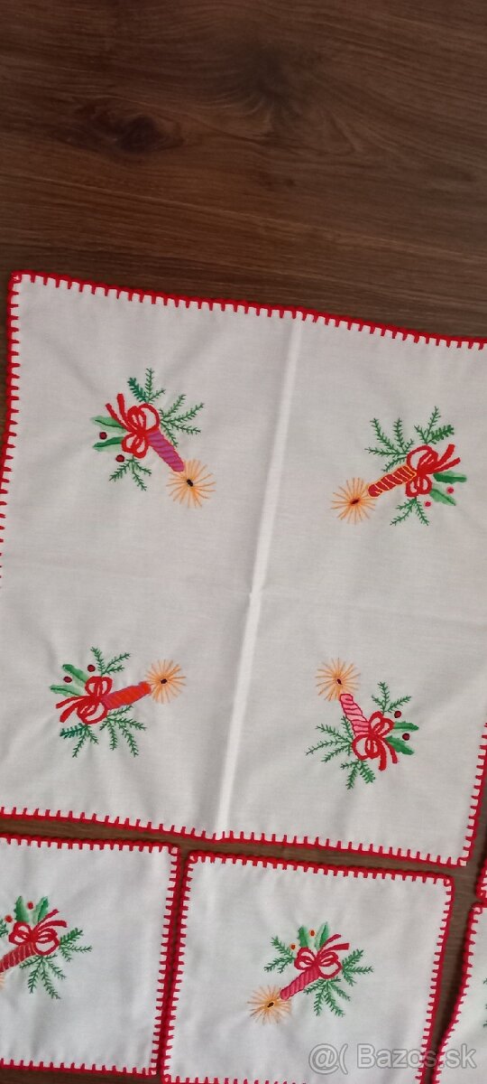 Predám čisto novú supravu obrus a dečky