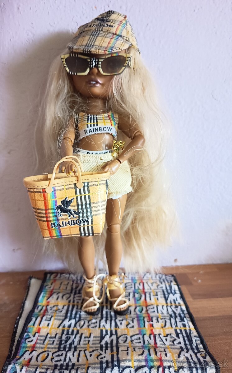 Bábika rainbow high pacific coast