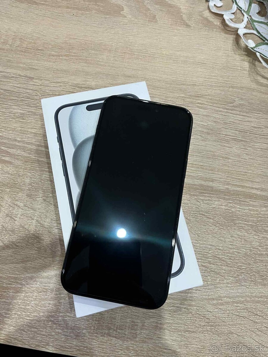 Predám iphone 15 plus