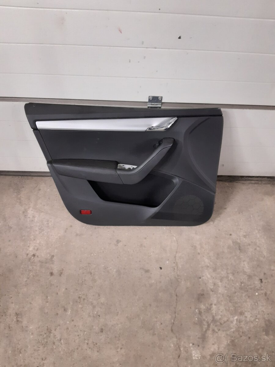 Tapacir dveri octavia 3