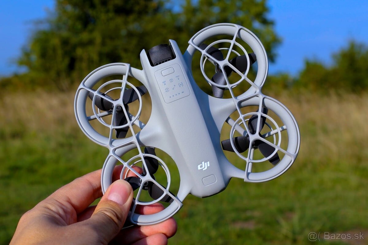 DJI NEO