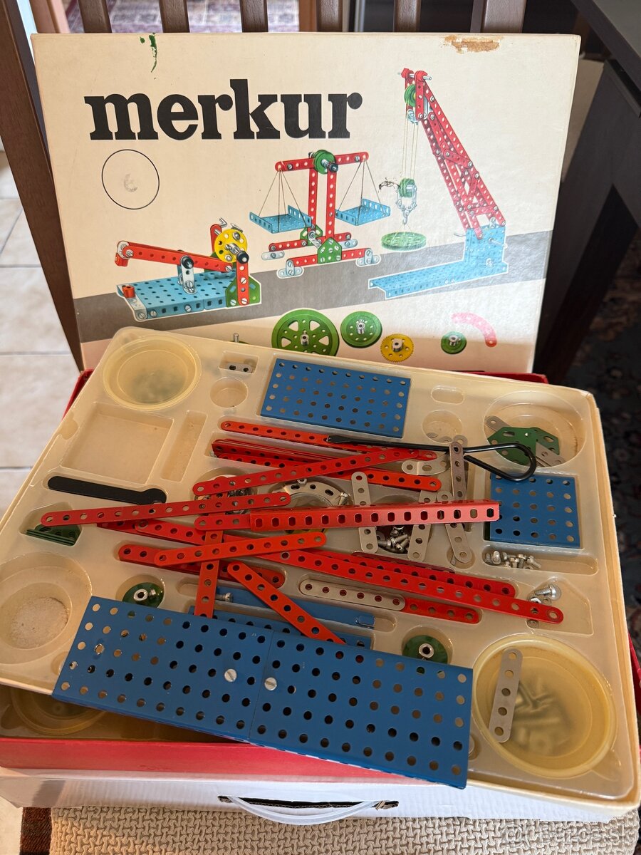 Predam original staru hru MERKUR 6