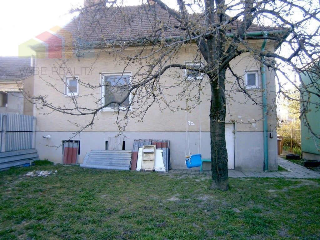 Podpivničený rodinný dom, Bratislavská, Piešťany
