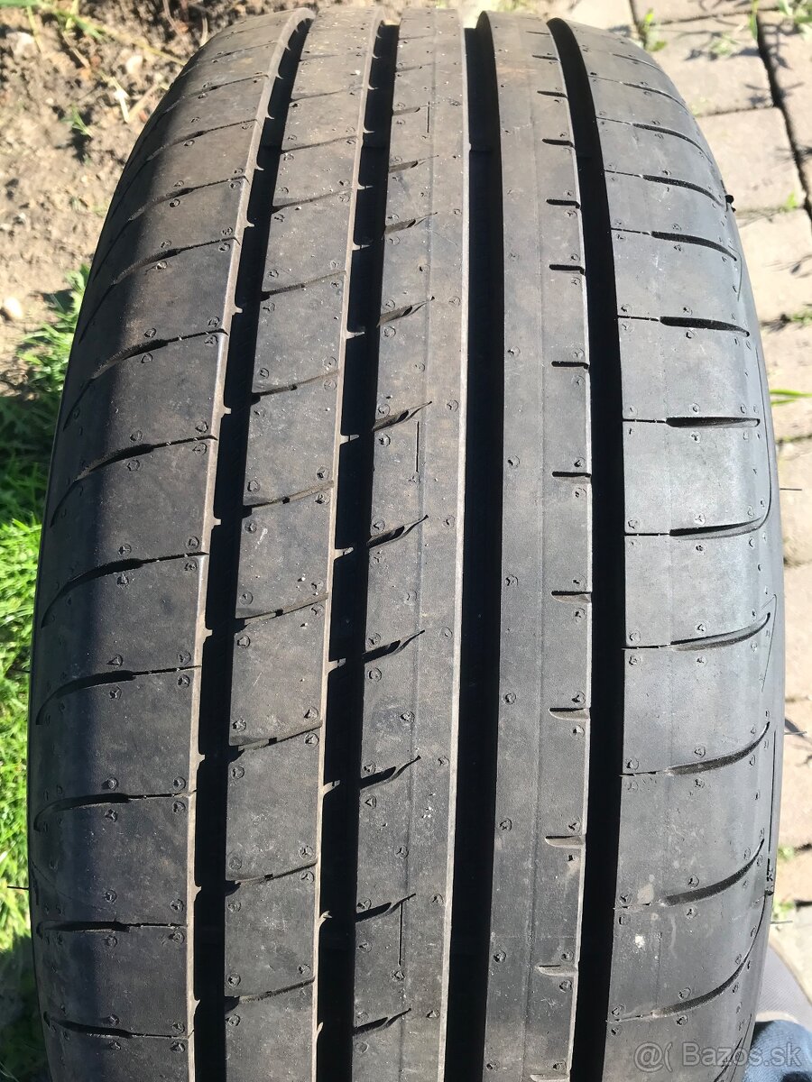 Sada letné pneu 235/55/R18