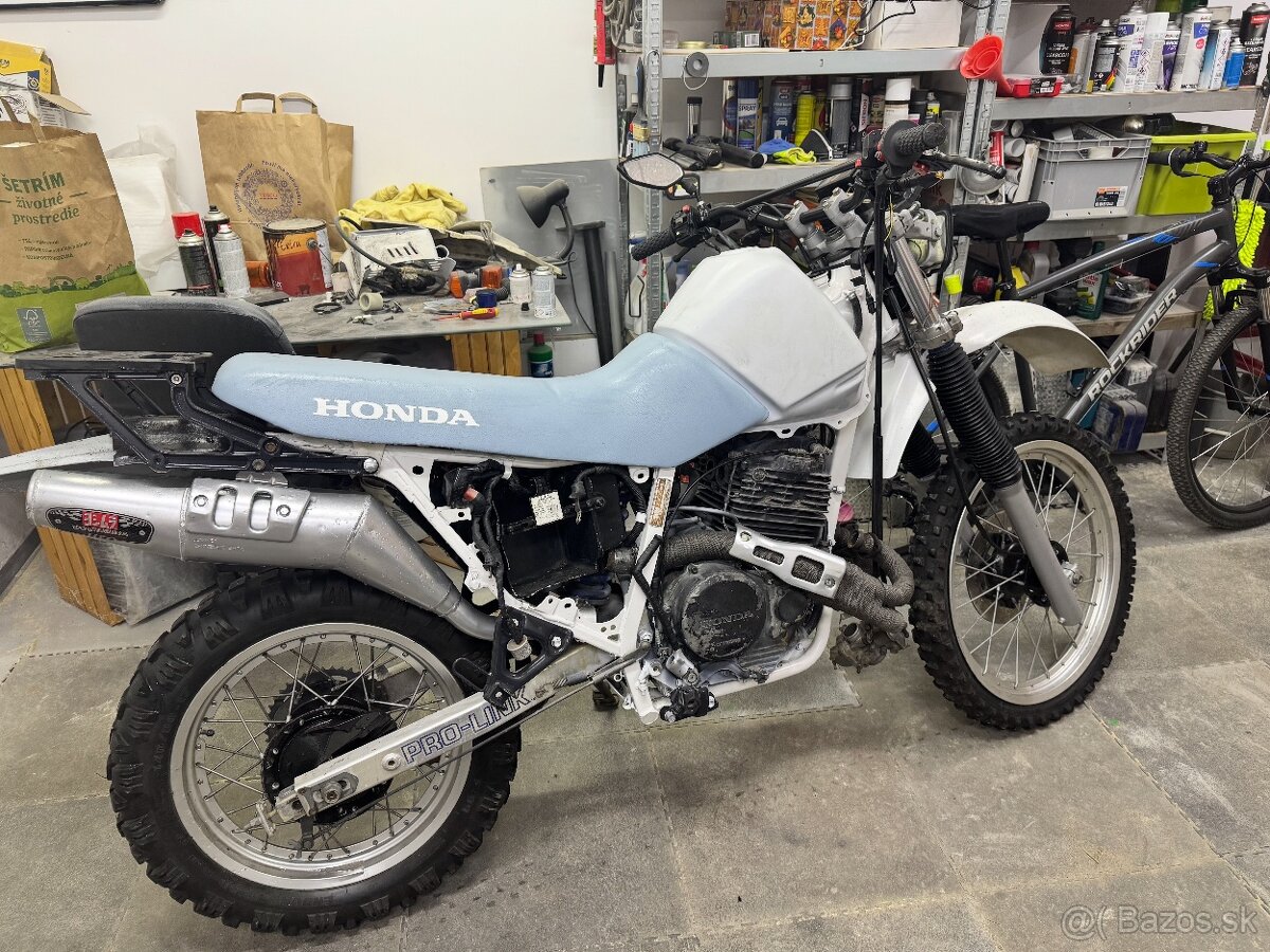 🏍️ Predám Honda XL600RM – projekt / na diely