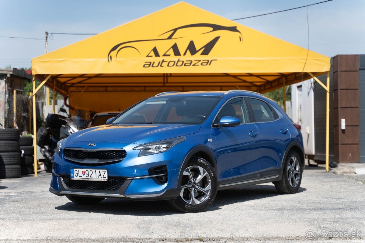 -V ZÁRUKE- Kia XCeed 1.4 T-GDi Silver -NEBÚRANÉ-