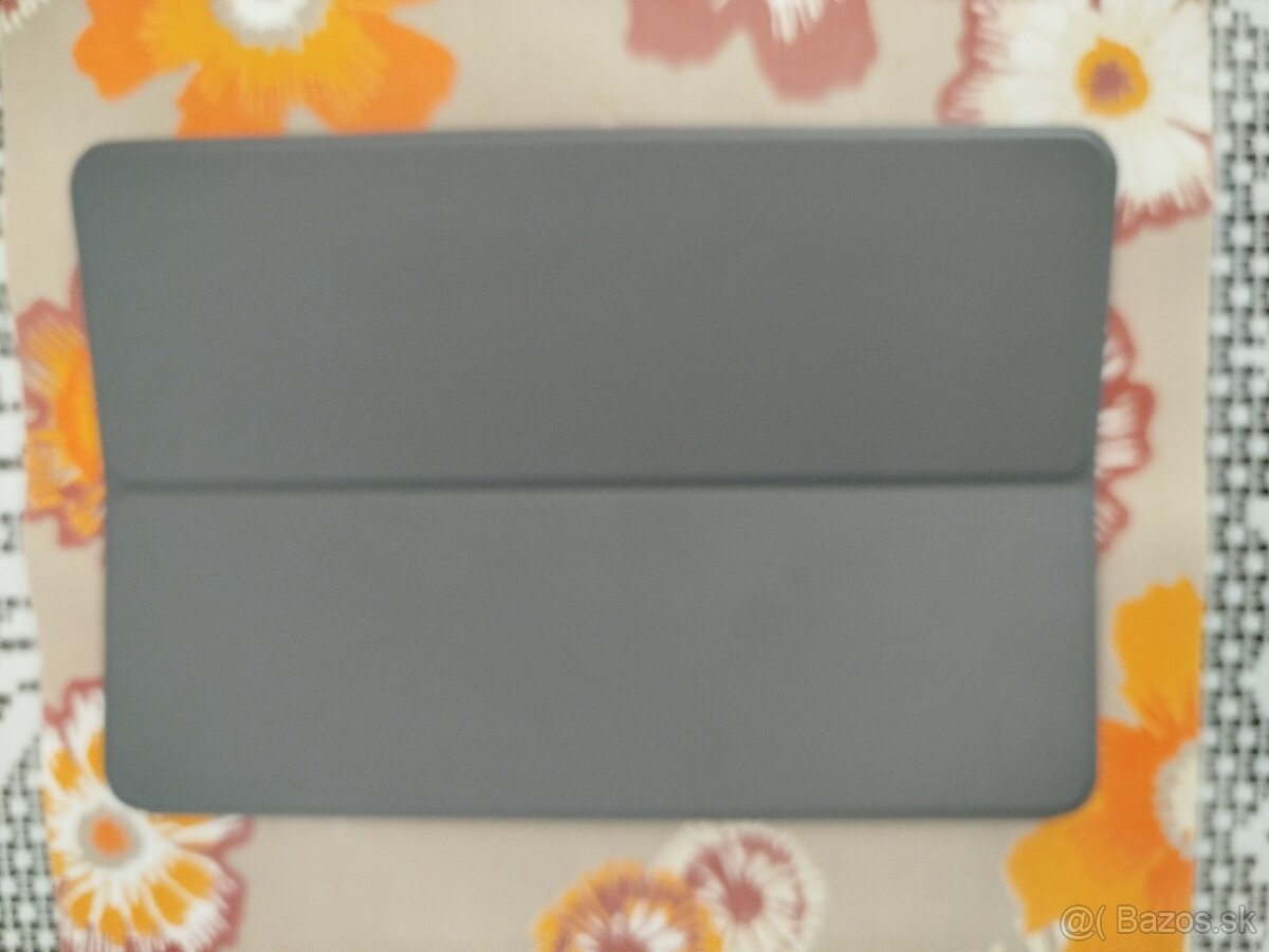Obal na tablet.
