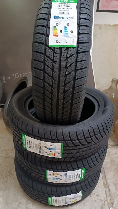 225/55 R17 zimné pneumatiky rok výroby DOT 2025