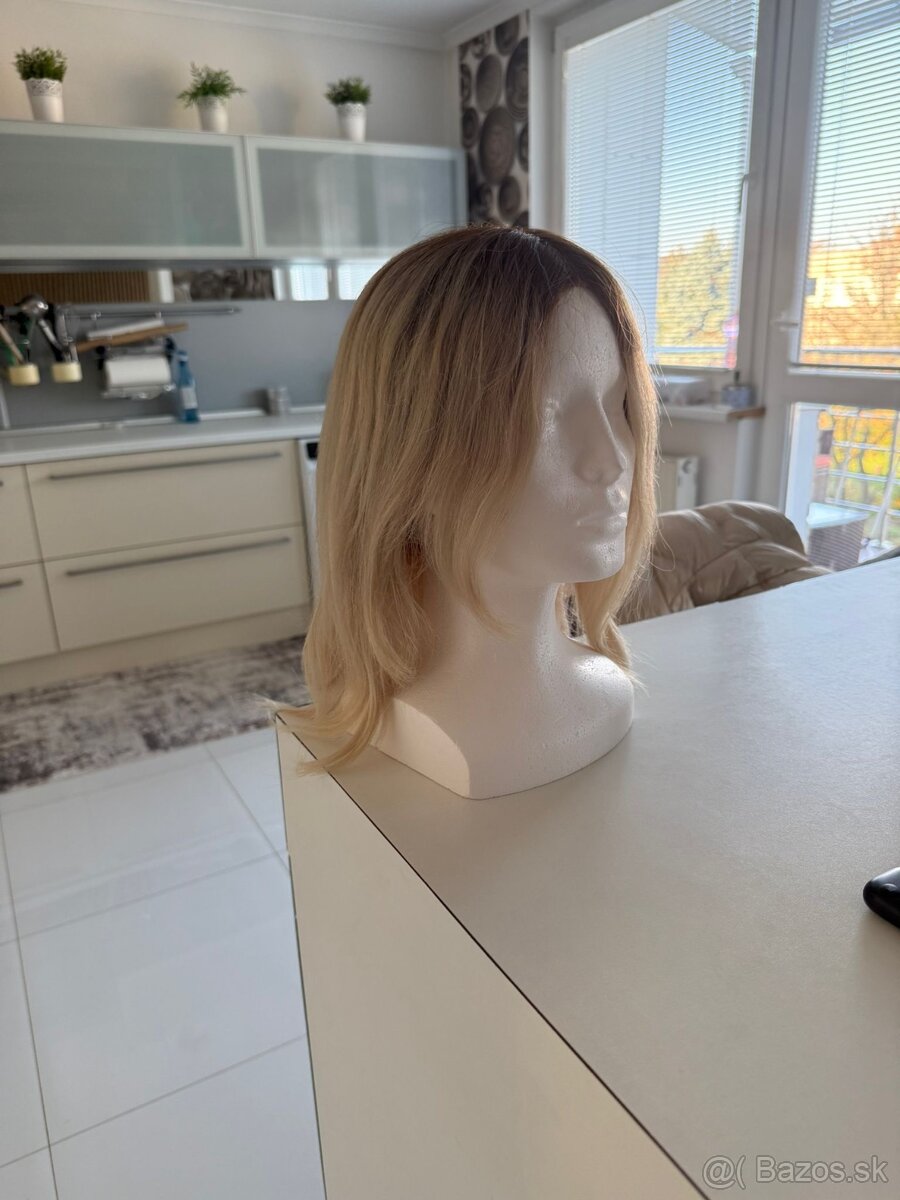 Parochna z pravych vlasov