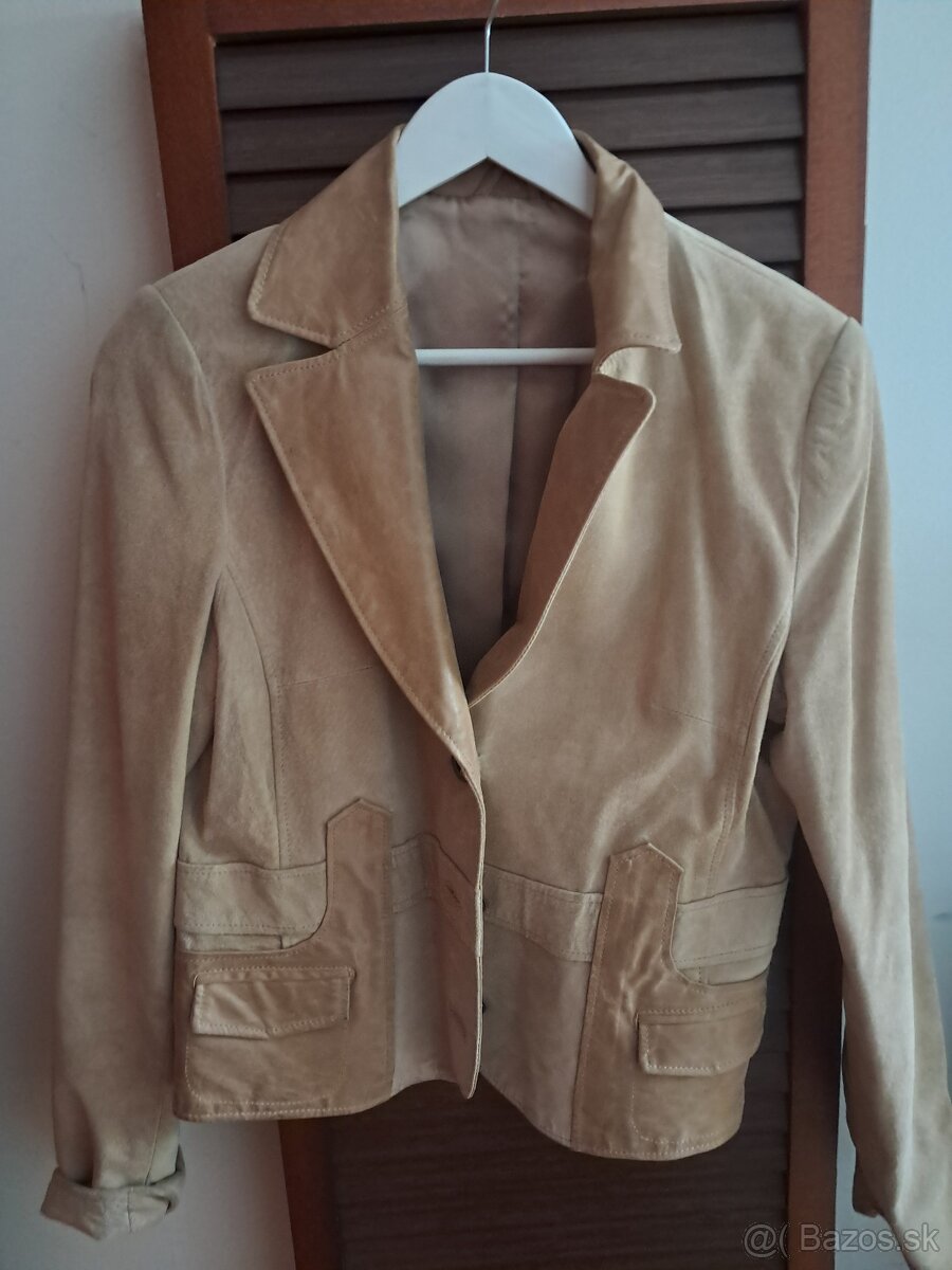 Dámske jelenicové sako