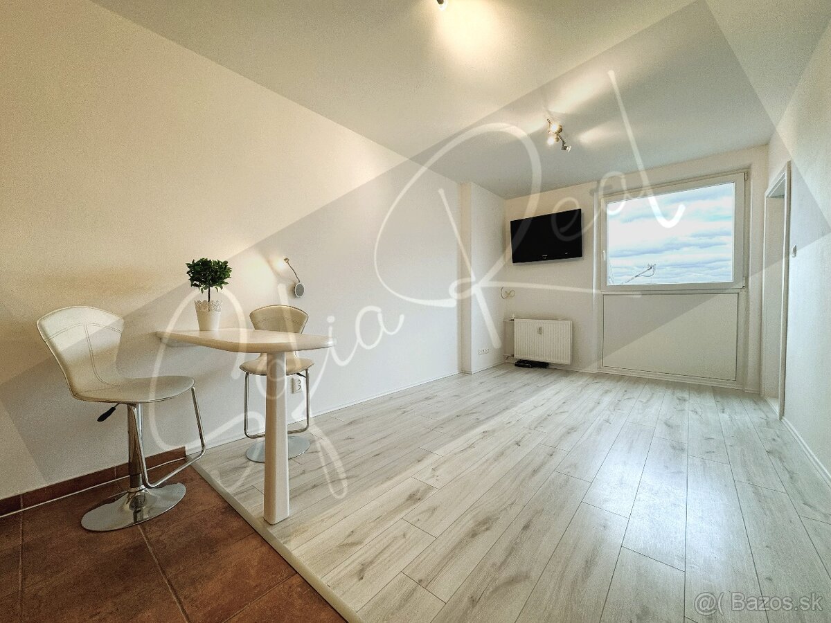 PREDAJ: svetlý 2-izbový byt; Stavbárska - Vrakuňa