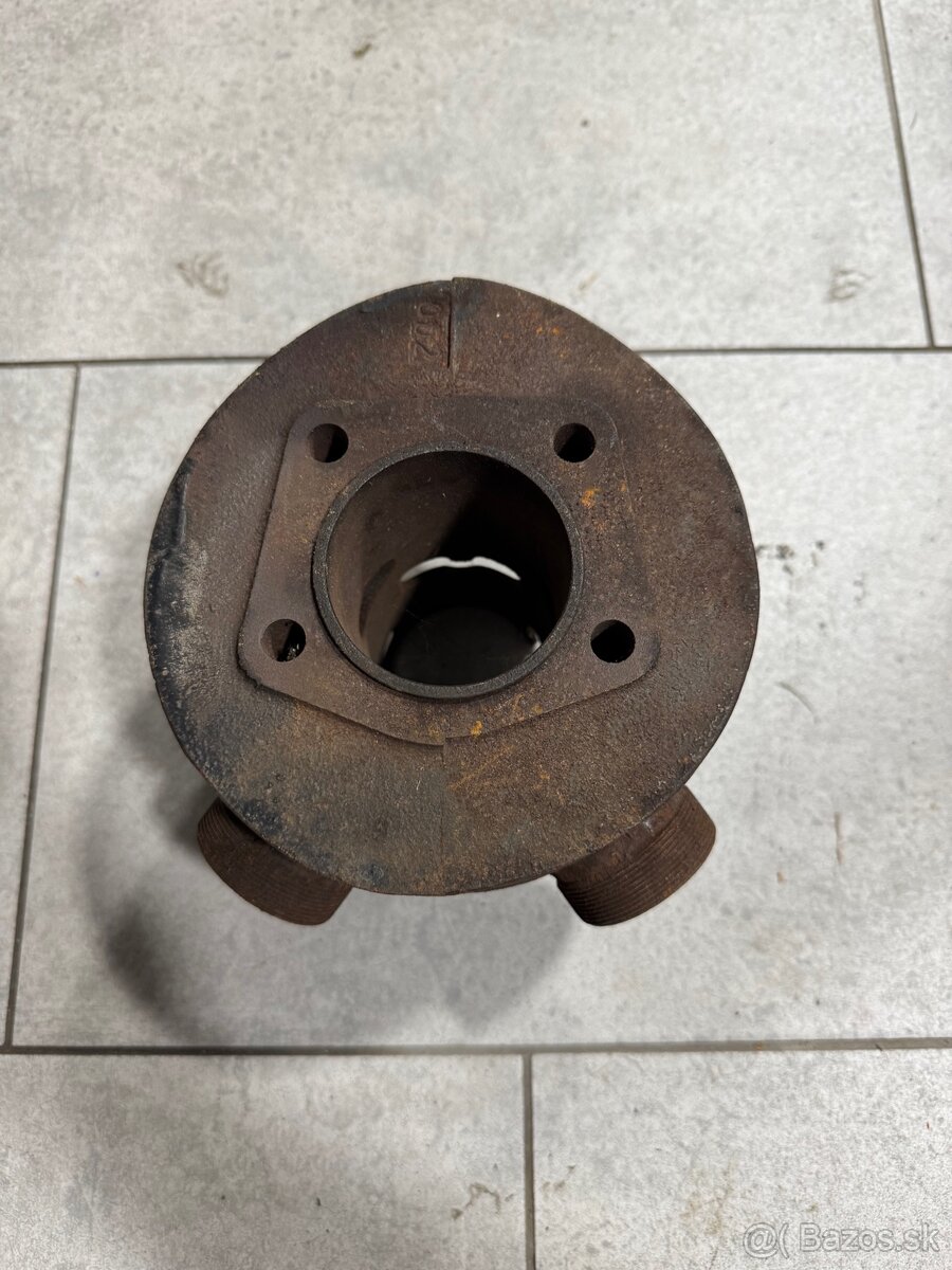 Hlava Jawa 250 Perák