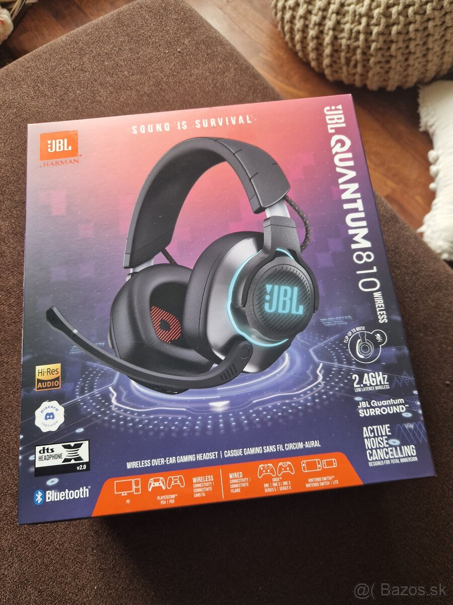 JBL QUANTUM 810 Wireless