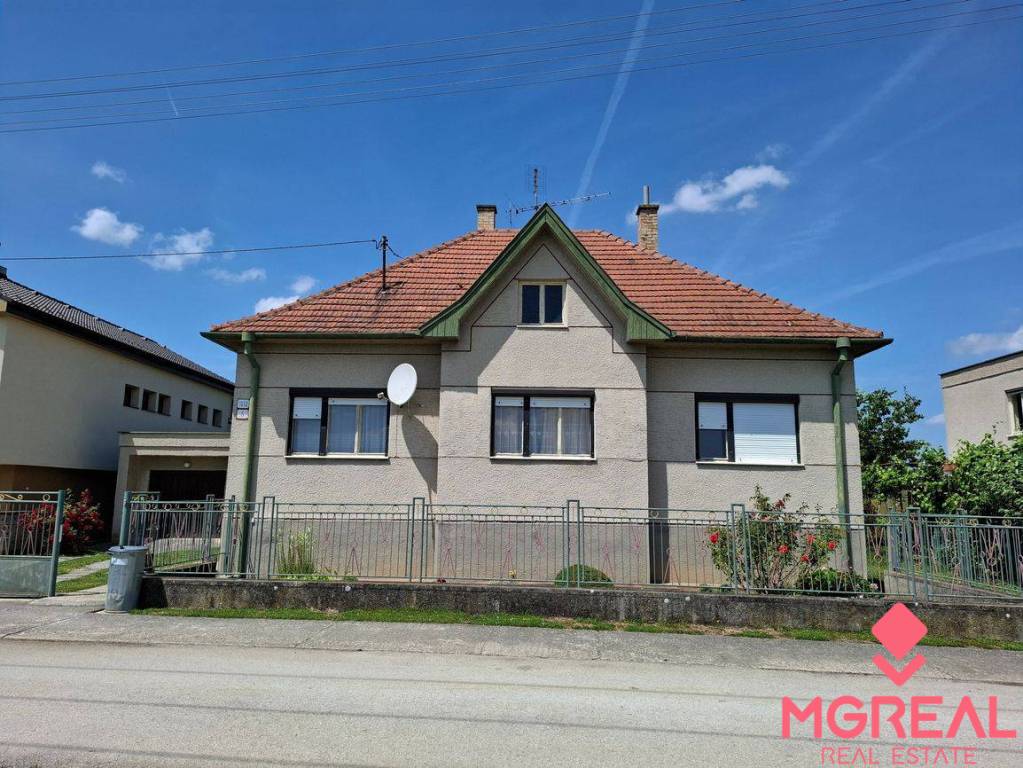 4 izb. RD v Chynoranoch, okres Partizánske