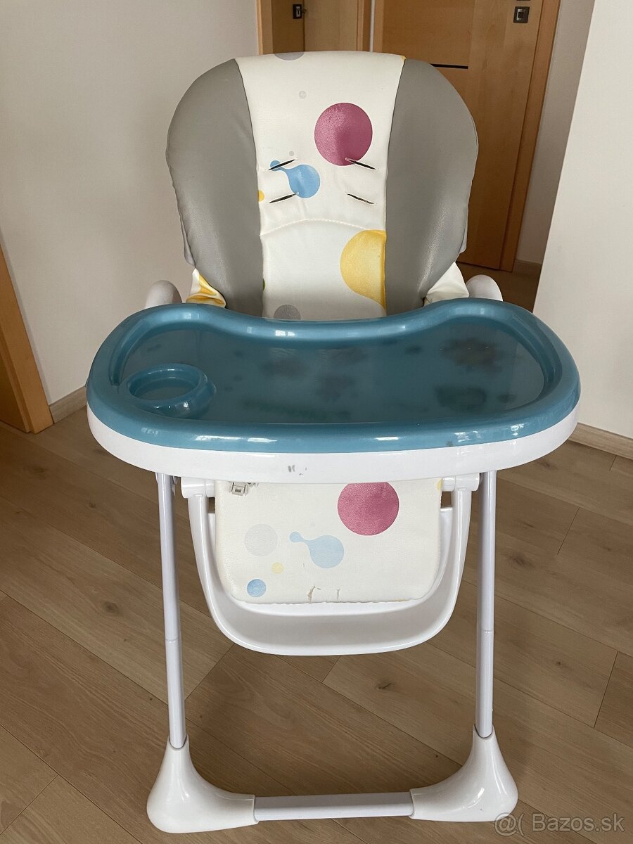 Stolička na kŕmenie