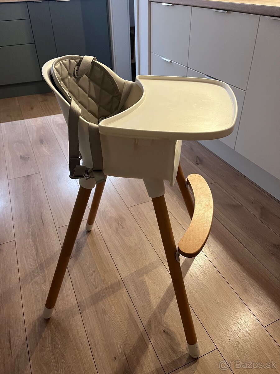 Detská jedalenská stolička