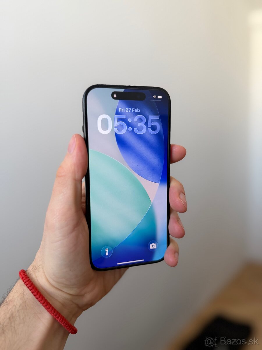 iPhone 15 čierny 128Gb