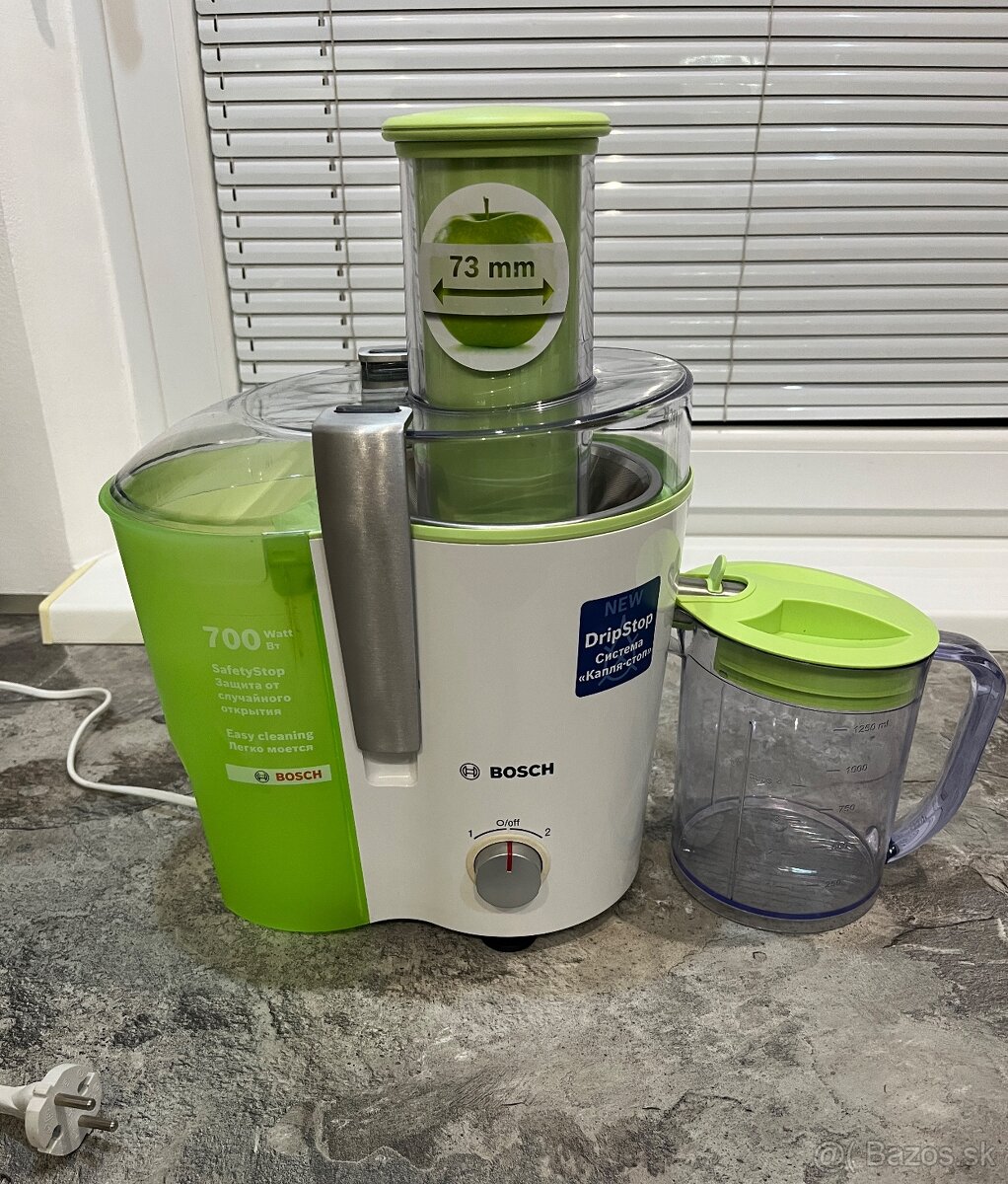 Odšťavovač Bosch MES25G0 700w