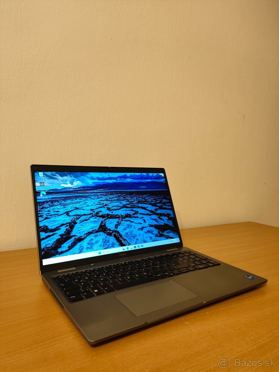 Dell Latitude 5520 | i5 • 16GB • 512GB SSD